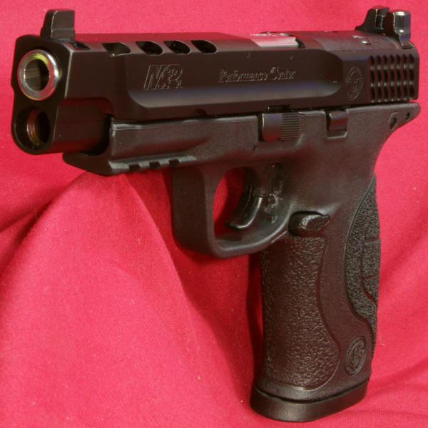 Smith & Wesson M&P9 Performance Center Ported Pistol Review